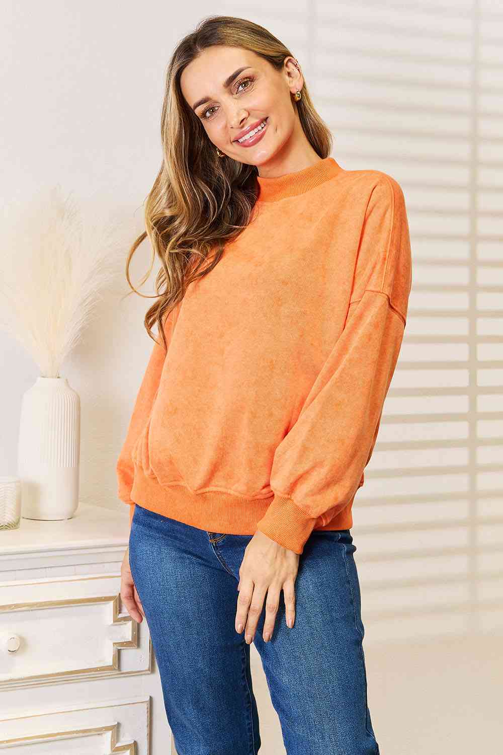 Neck Dropped Shoulder Sweatshirt