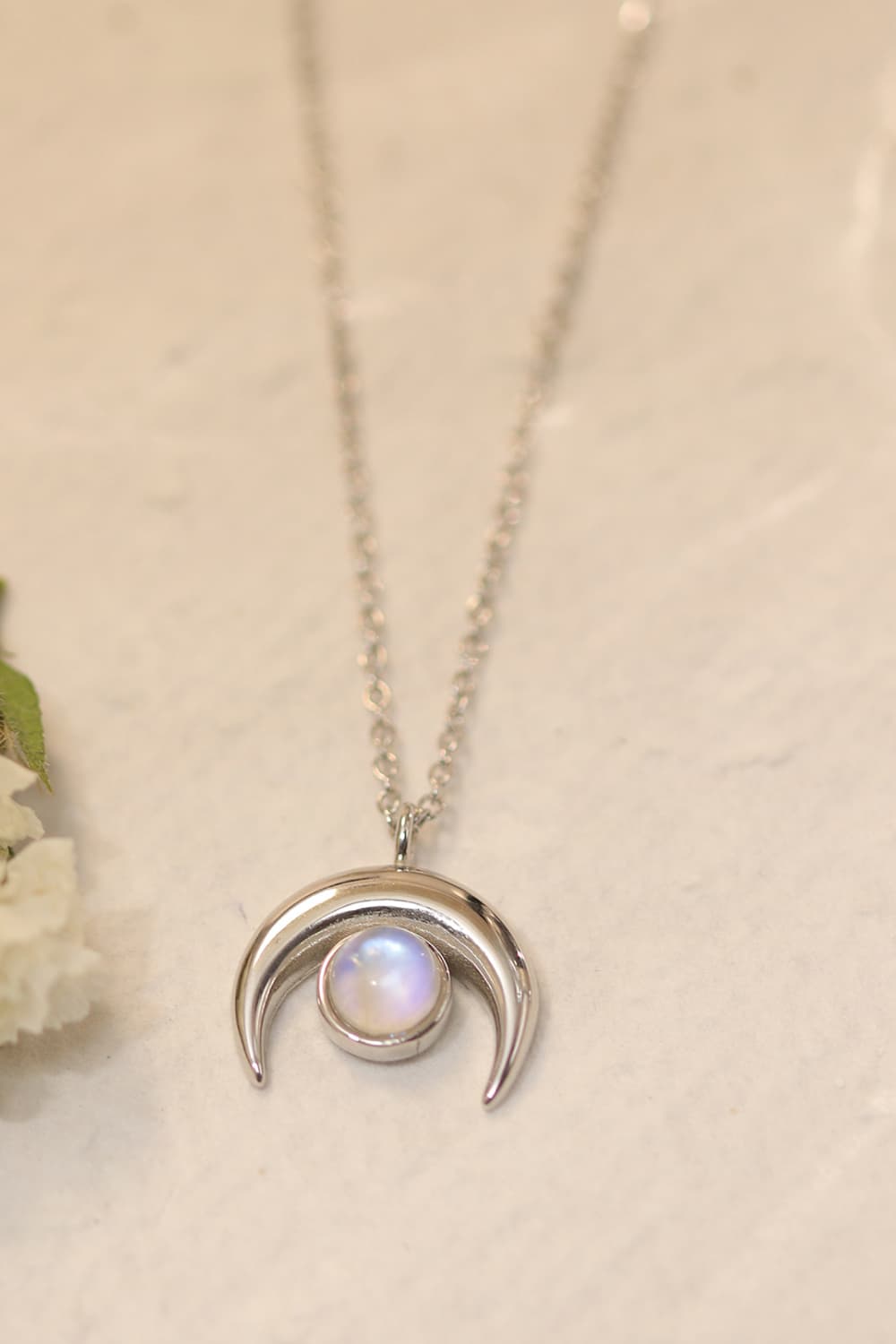 Natural Moonstone Moon Pendant 925 Sterling Silver Necklace