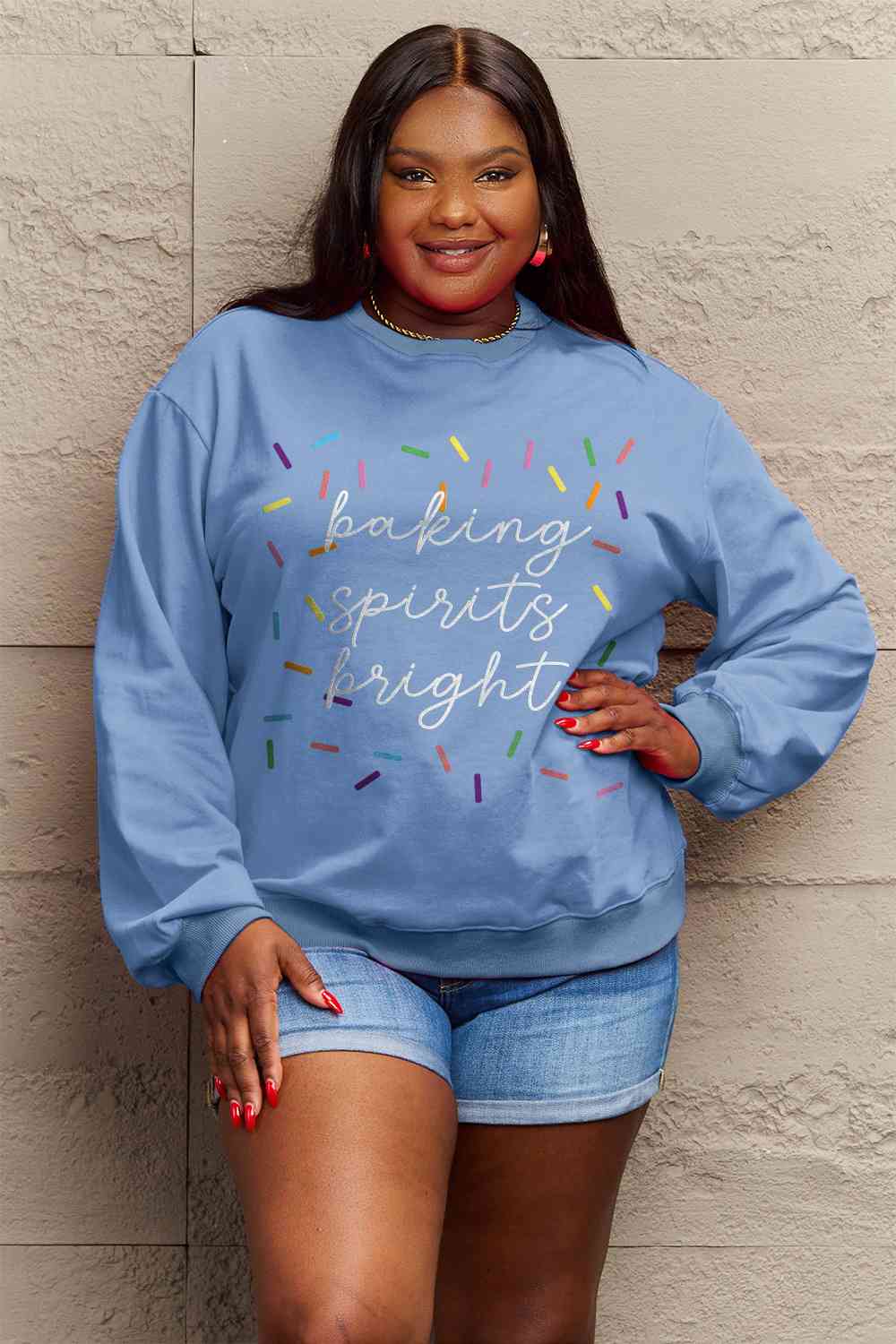Graphic Round Neck Long Sleeve Sweatshirt