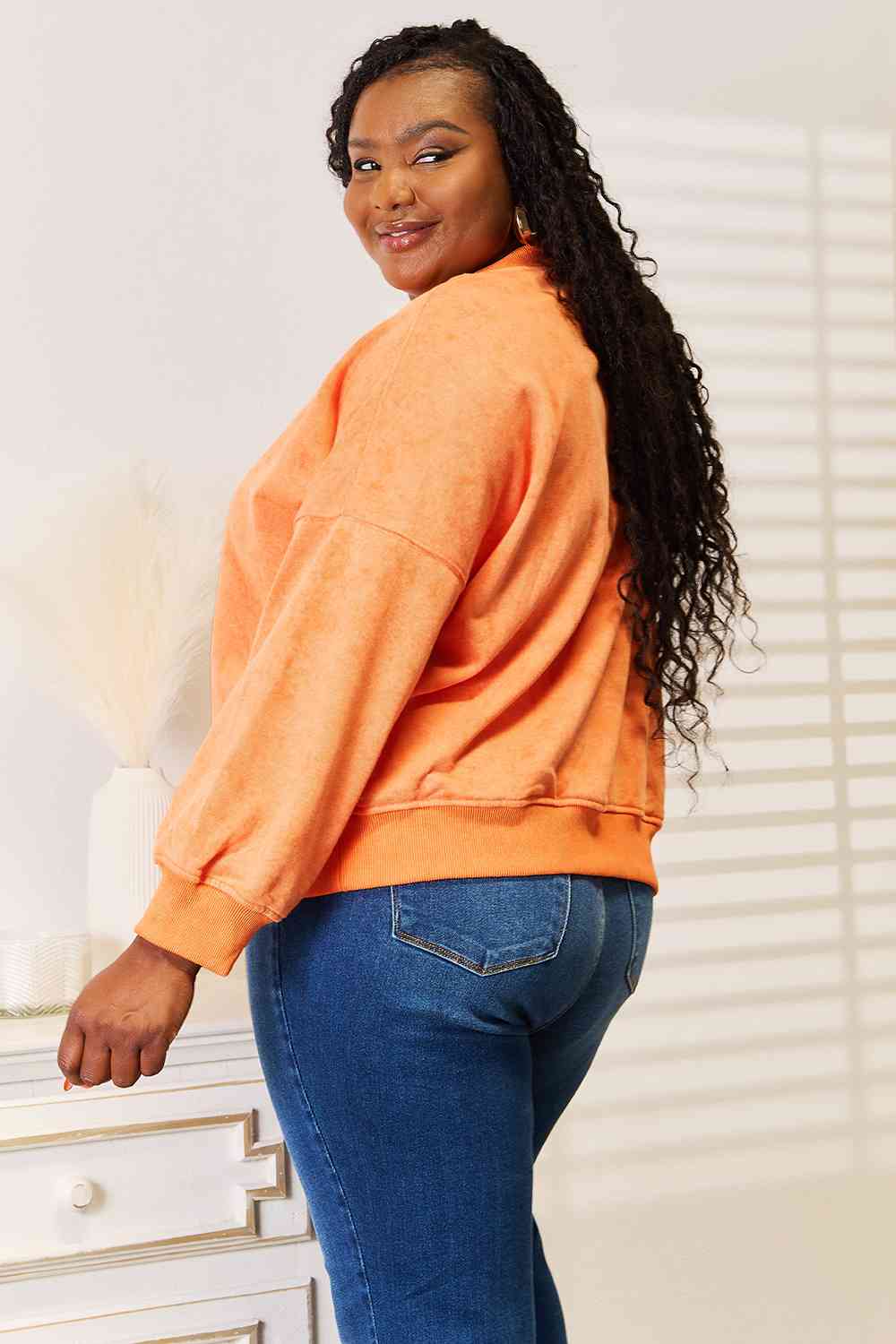 Neck Dropped Shoulder Sweatshirt