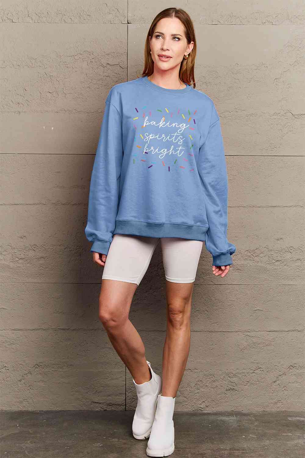 Graphic Round Neck Long Sleeve Sweatshirt