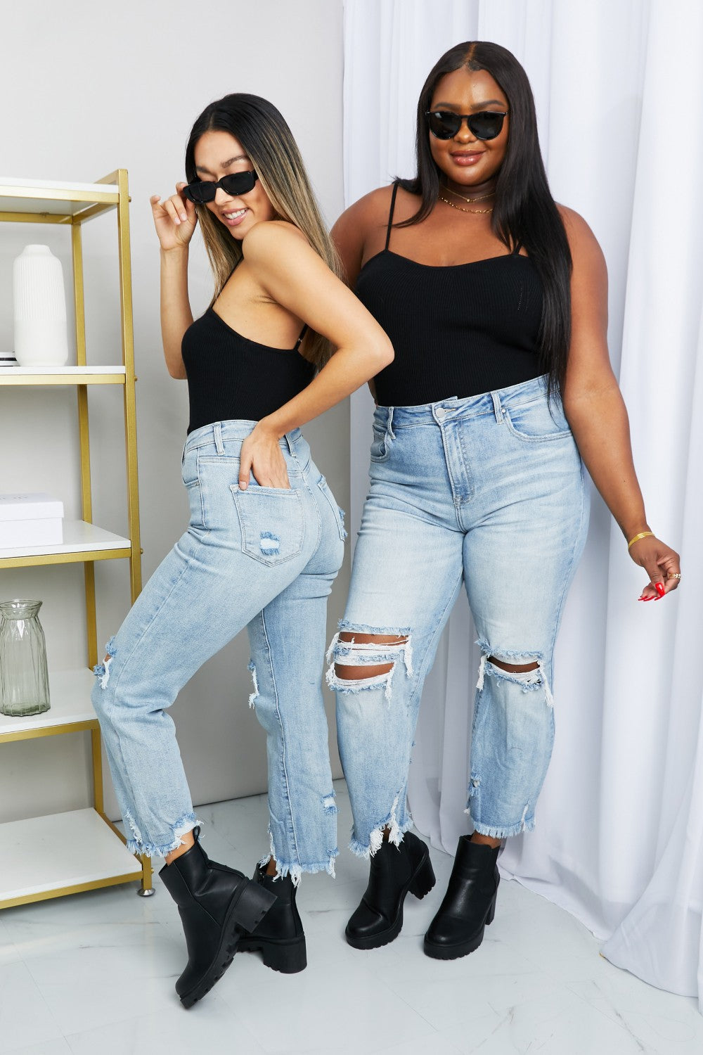 Distressed Cropped Jeans