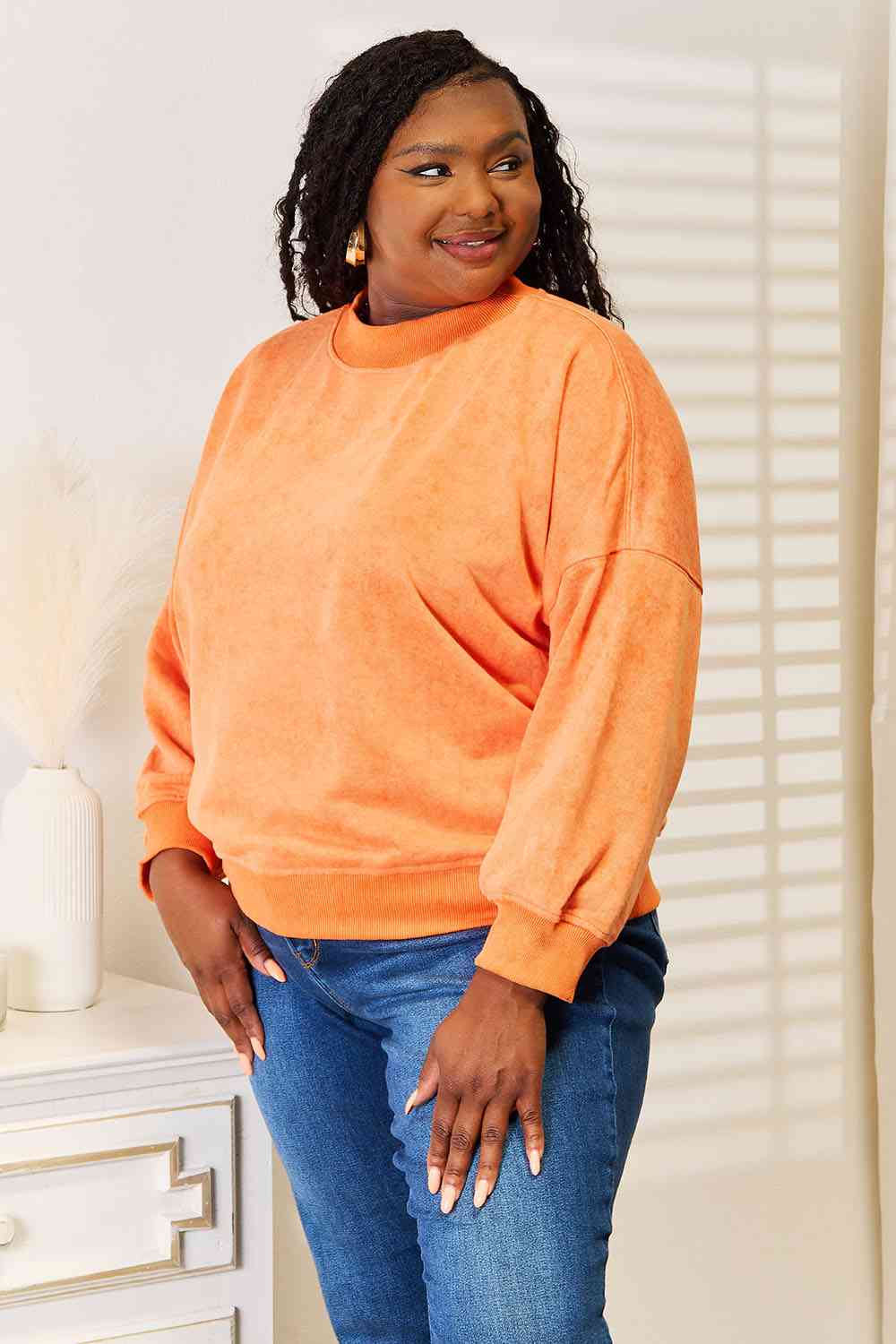 Neck Dropped Shoulder Sweatshirt