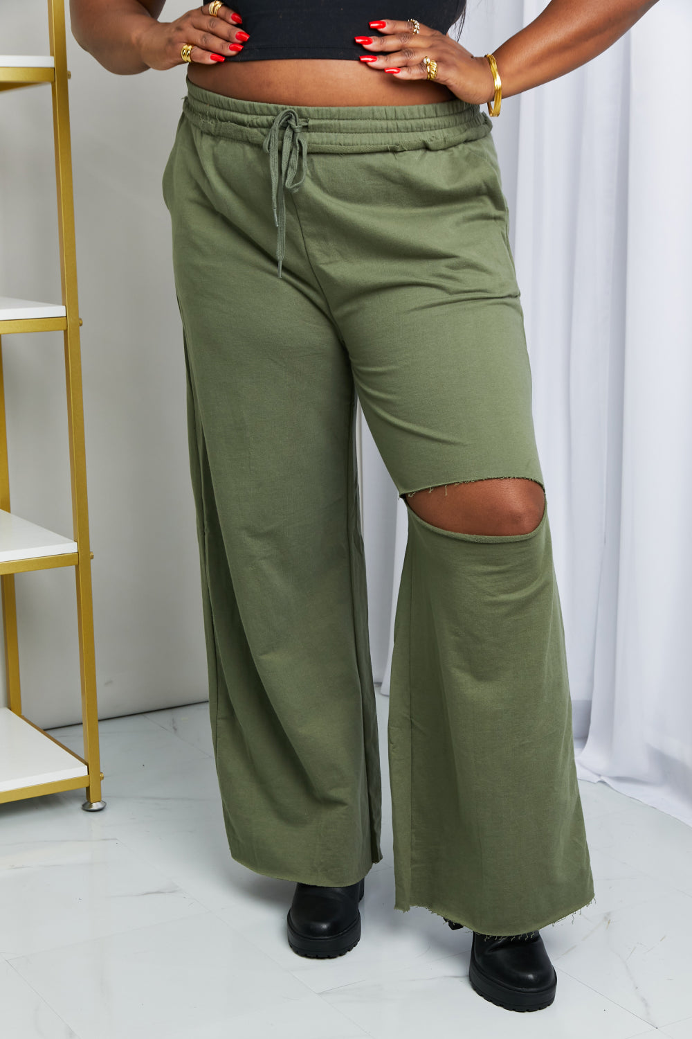 Distressed Wide Leg Pants in LT Olive