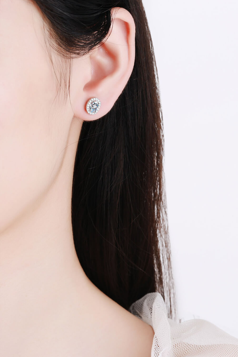 Future Style Moissanite Stud Earrings